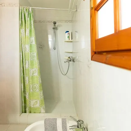 Lägenhet Jacuzzi Pool House Ama5690