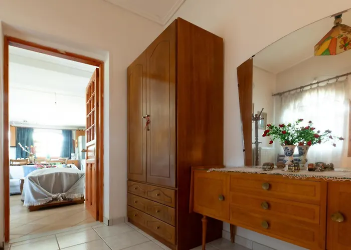 Apartment Jacuzzi Pool House Ama5690 Chalkida