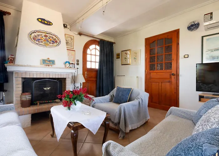 Apartment Jacuzzi Pool House Ama5690 Chalkida