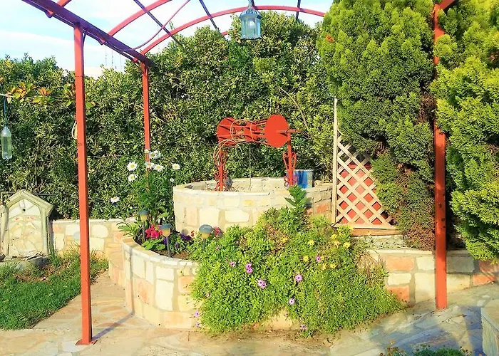 Apartment Jacuzzi Pool House Ama5690 Chalkida